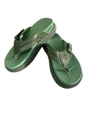Kuailu Green Orthotic Recovery Cushion Flip Flop Sandals Size 6